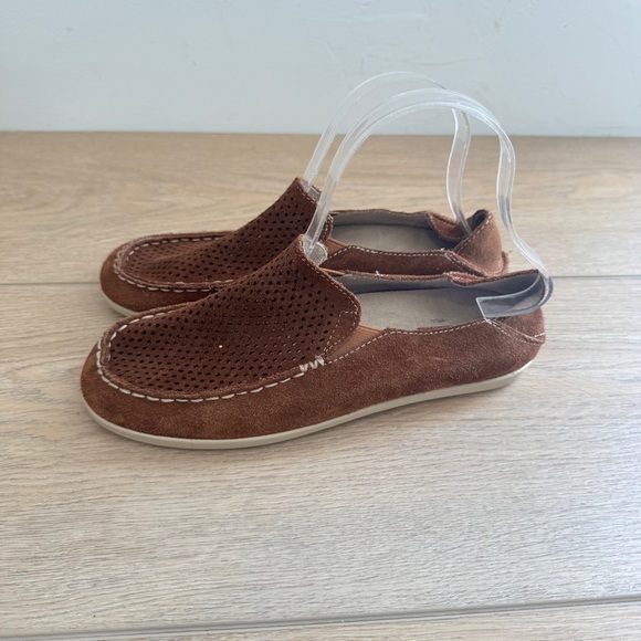 Olukai Nohea Perforated Brown Suede Leather Loafer Size 8.5 - Picture 4 of 5